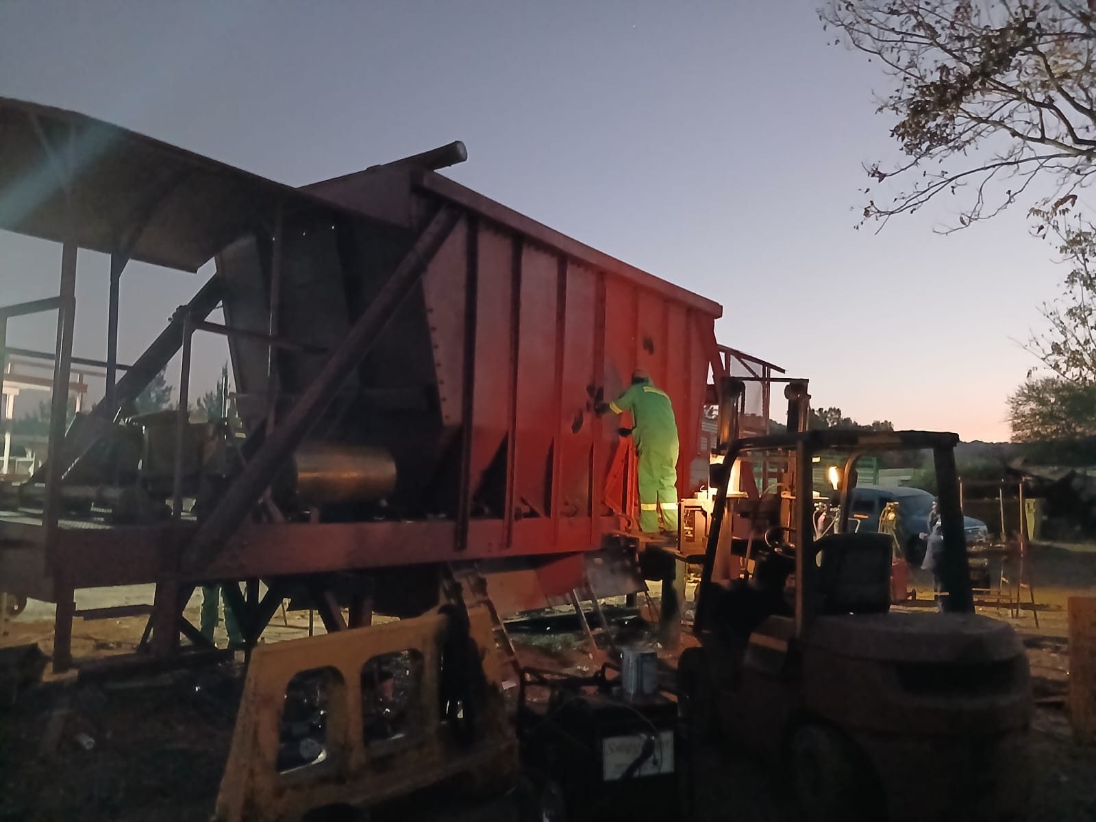 Screening plant