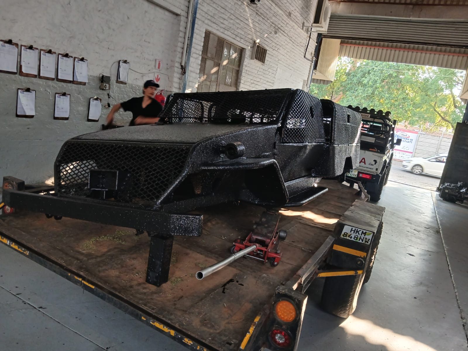 Underground mining vehicle body