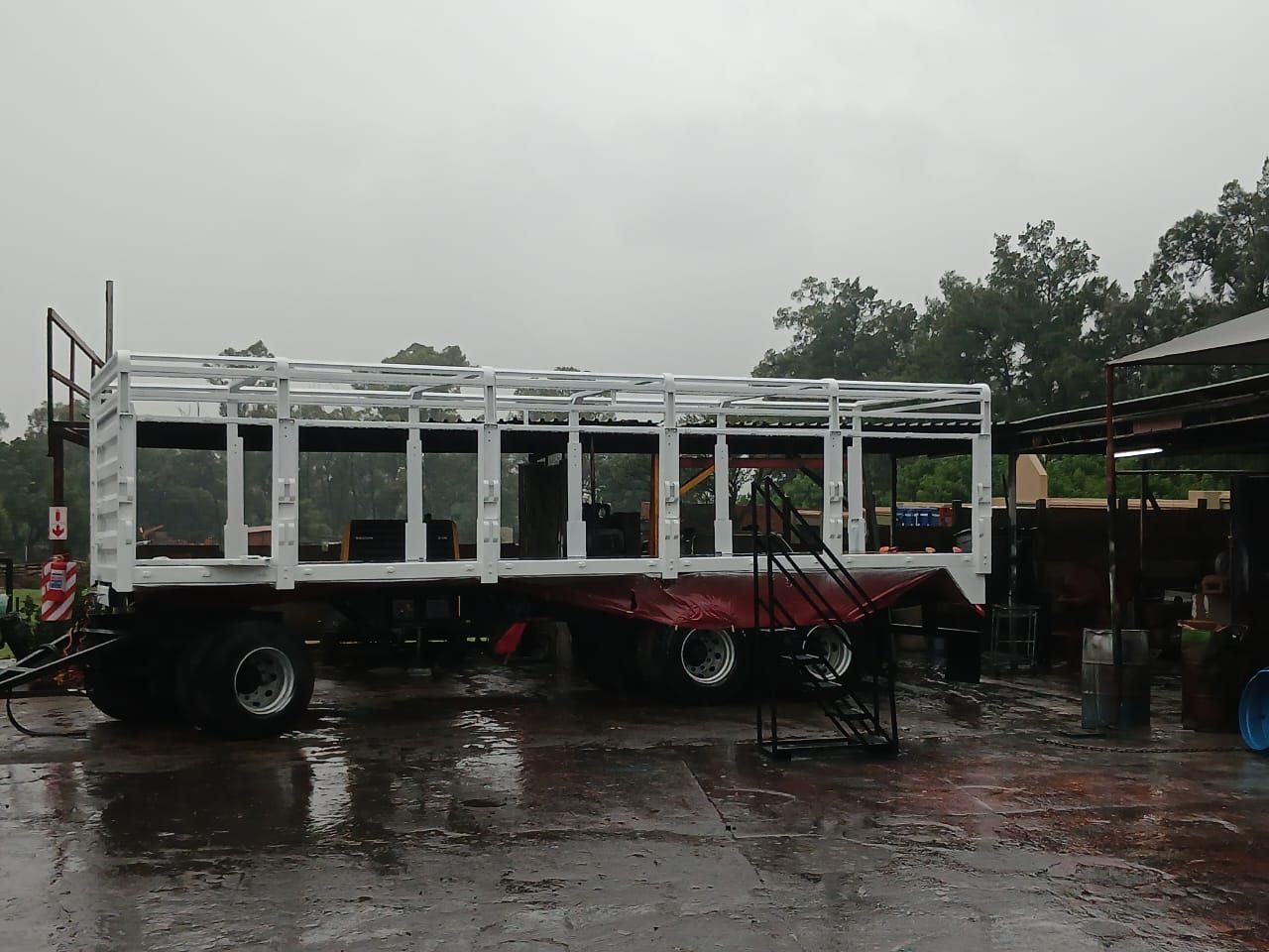 Livestock trailer